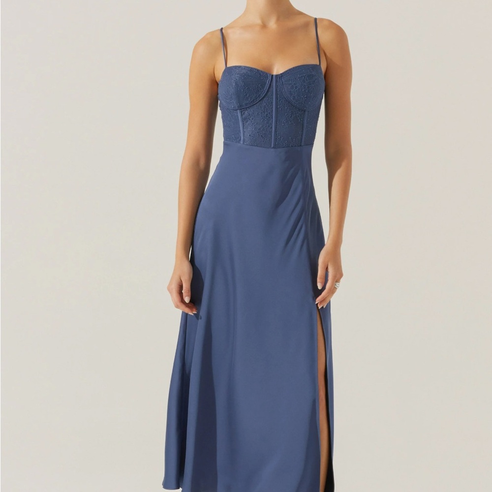 ASTR the Label Lace Bustier Midi Dress in Blue